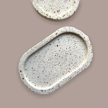 Görseli Galeri görüntüleyiciye yükleyin, TERRAZZO OVAL SUNUMLUK