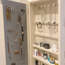 Görseli Galeri görüntüleyiciye yükleyin, BLOB TAKI DOLABI