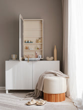 Görseli Galeri görüntüleyiciye yükleyin, FACİL TAKI DOLABI