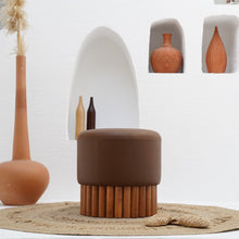 Görseli Galeri görüntüleyiciye yükleyin, GRISIINI PUF - VEGAN DERİ